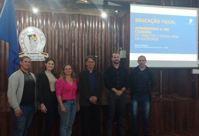 MUNICÍPIO DE CRUZALTENSE/RS, ATRAVÉS DA SECRETARIA DE EDUCAÇÃO, MARCA PRESENÇA NO IV SEMINÁRIO DE EDUCAÇÃO FISCAL NO MUNICÍPIO DE SÃO VALENTIM/RS.